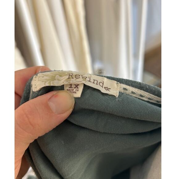 Rewind Women's Size 1X Sage Green Crochet Babydoll Blouse #0324 - Picture 6 of 8